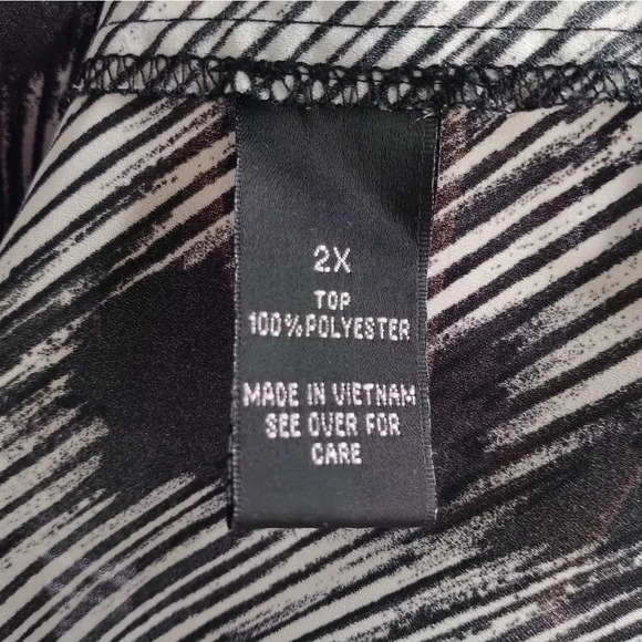 AGB WOMAN BUTTON UP BLOUSE - BLACK & WHITE - Picture 4 of 5